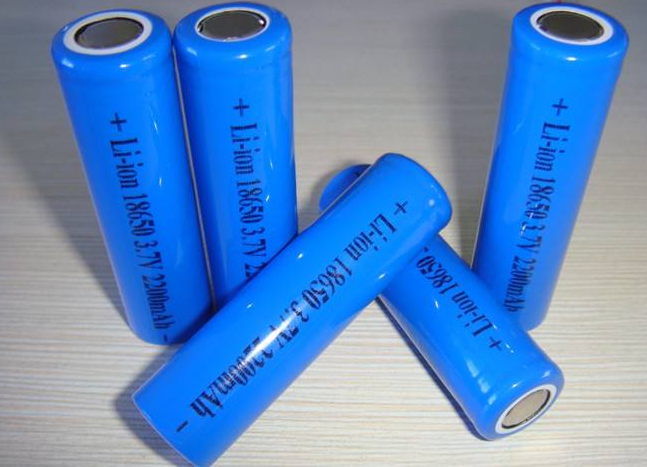 鋰離子電池為何會(huì)爆炸?