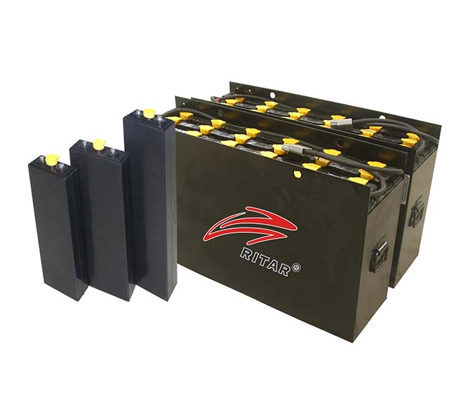 DIN牽引蓄電池系列(PzS)  動力電池廠家